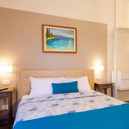 公寓 Casa Caleidos - Sirmione4u 西尔米奥奈